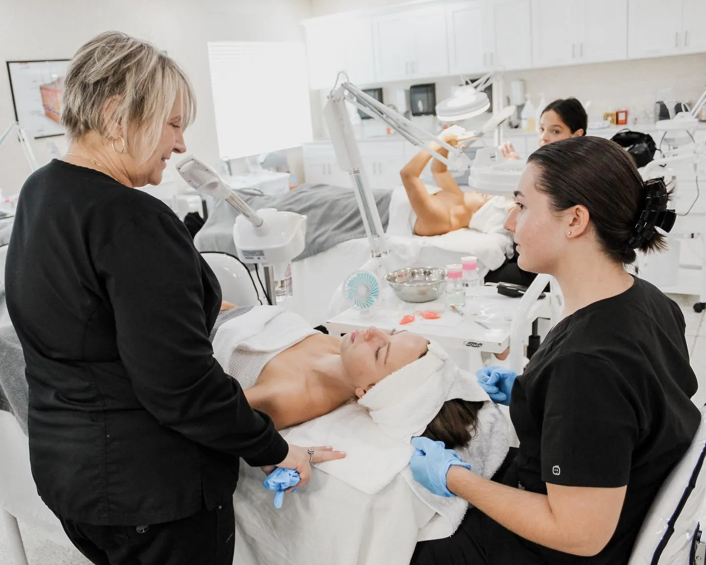 Facial therapy training demonstration